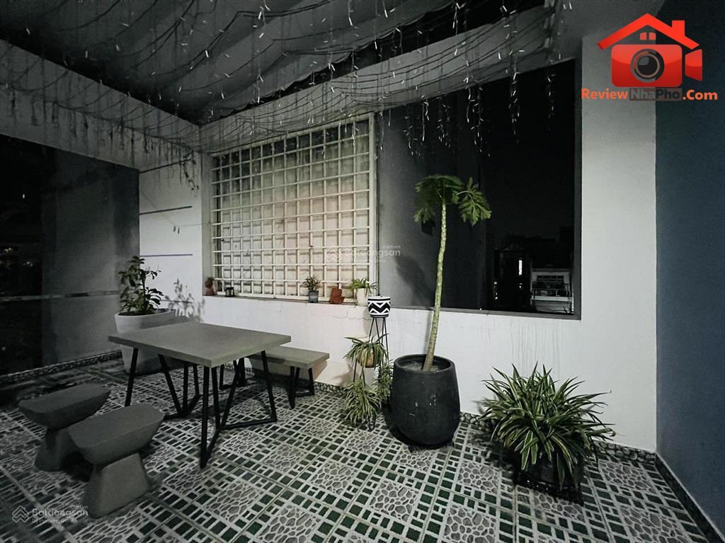 Khu phân lô 5.6m x 20m cn đủ 112m2 lđt chủ ngộp gấp ngay
-
Giá: 11 tỷ
112 m2