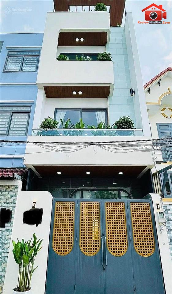 Nhà hẻm 5.5m đường Ngô Quyền – Quận 10 – 73 m2 – Thỏa thuận REVIEW NHÀ PHỐ