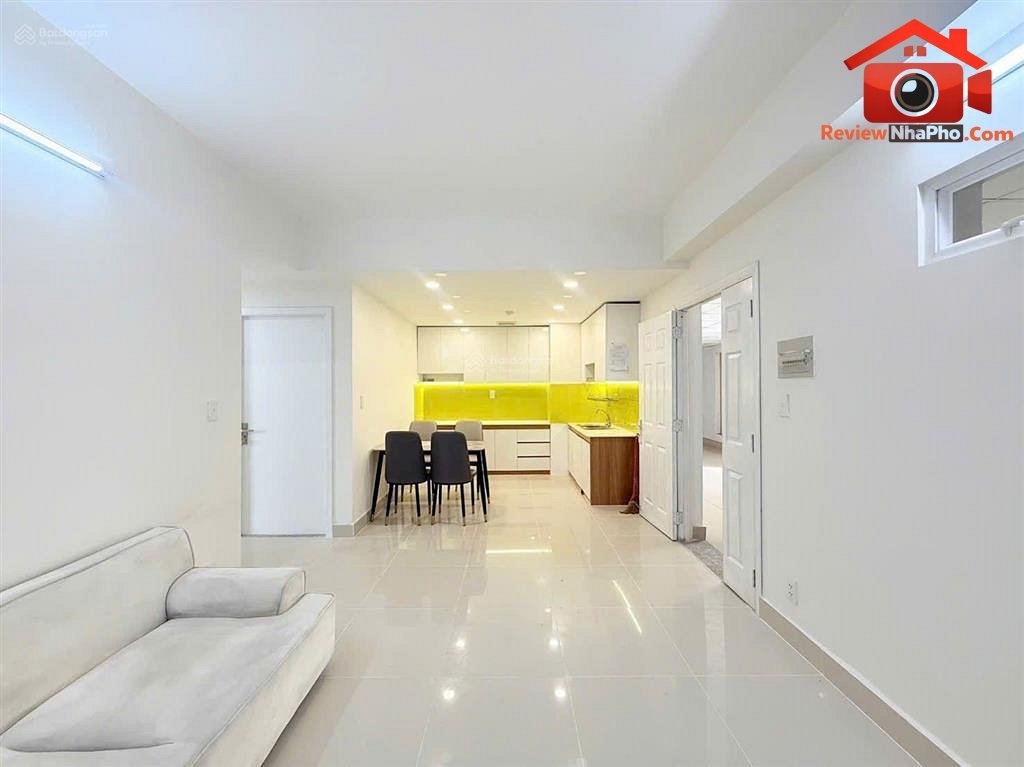 Chung cư bình thạnh 1050 đã có sổ, vị trí trung tâm, chỉ hơn 3 tỷ.
2pn 1wc
dt 60m2, tầng trung
-
Giá: 3.65 tỷ
60 m2
2