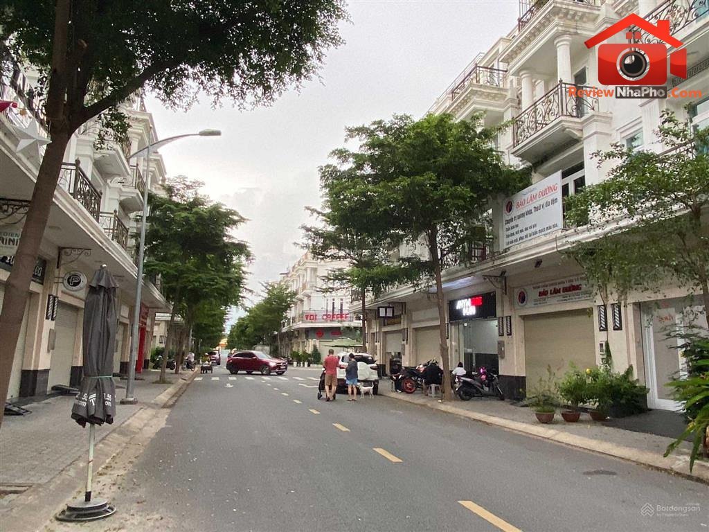 Bán nhà đất Đường Không xác định – Phường cũ Không xác định Quận Không xác định – Thành phố Hồ Chí Minh 100 m2 – 19.5 tỷ