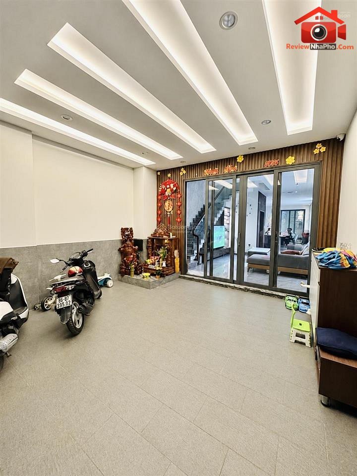 Nhà mặt tiền 4 tầng – 100 m2 – Thỏa thuận – REVIEW NHÀ PHỐ