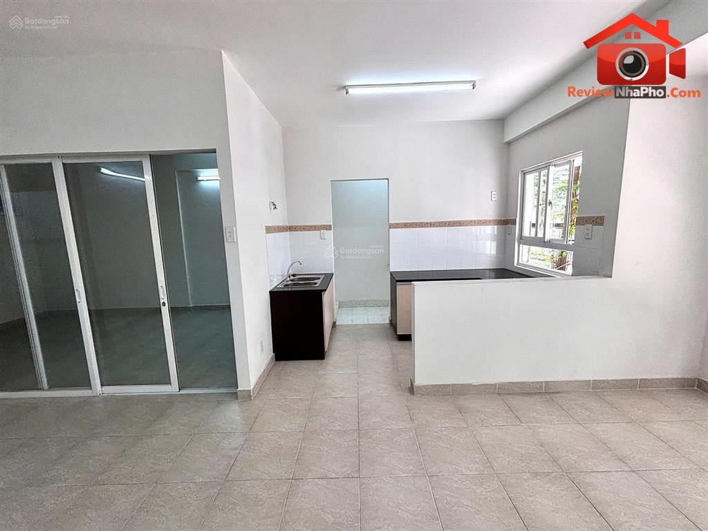 Cần bán căn ehome 3 1pn, 1wc view đẹp, 2.1 tỷ sổ hồng sẵn, hỗ trợ vay.
-
Giá: 2.1 tỷ
50 m2
1
1