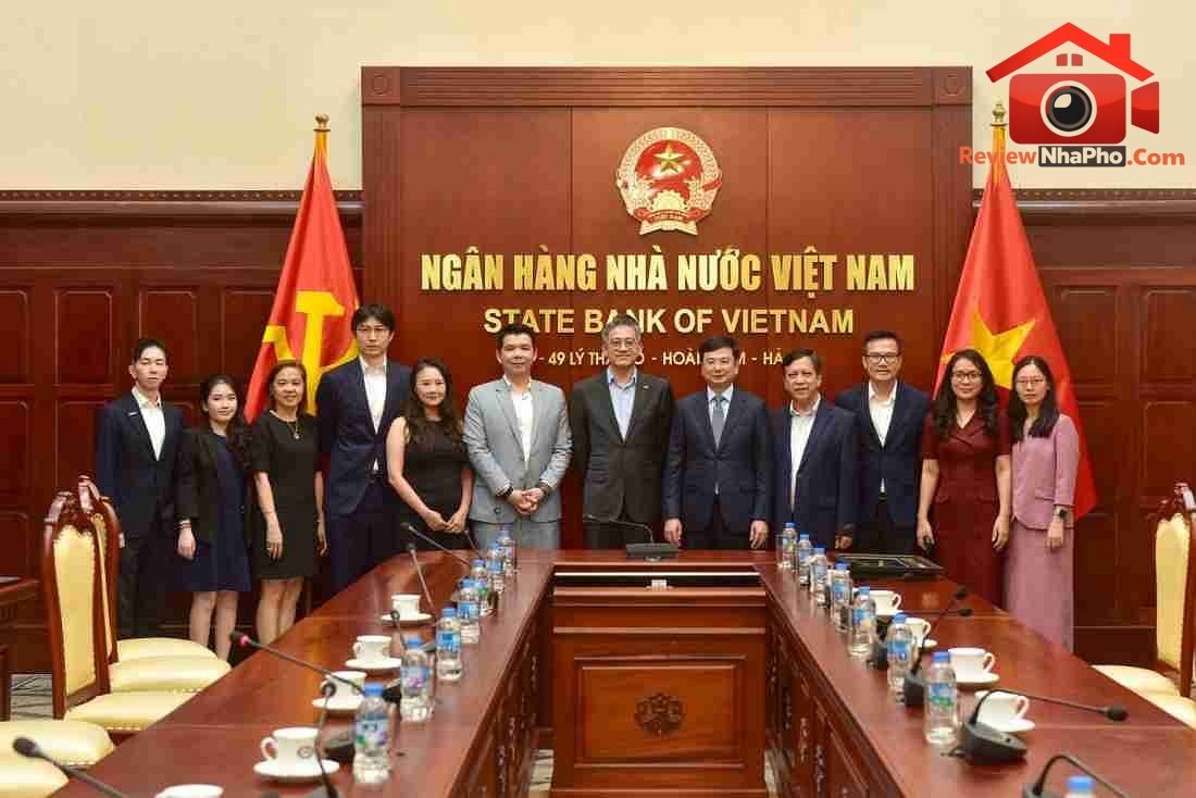 Cập nhật hợp tác NHNN cùng Bloomberg: Phát triển tài chính quốc tế và ứng dụng AI