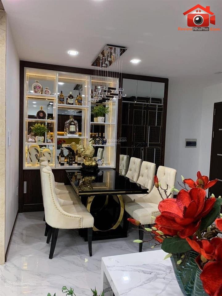 Căn hộ chung cư 106 m² giá 4.8 tỷ tại Oriental Plaza – Hồ Chí Minh REVIEW NHÀ PHỐ