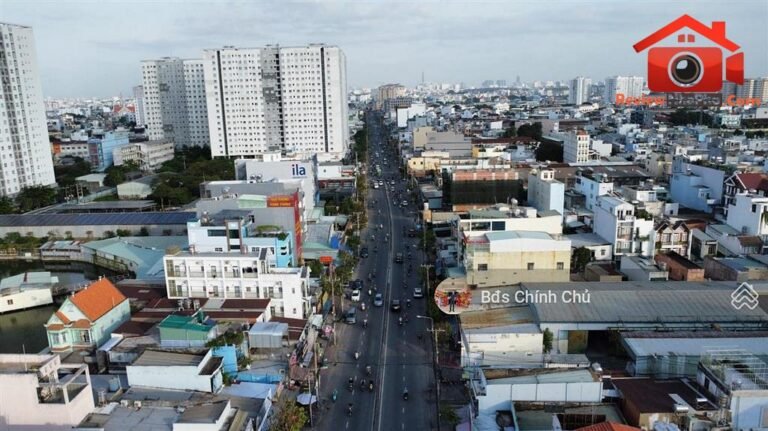 Bán nhà đất Đường Phan Văn Hớn – Quận 12 – Thành phố Hồ Chí Minh REVIEW NHÀ PHỐ 300 m2 – 16 tỷ