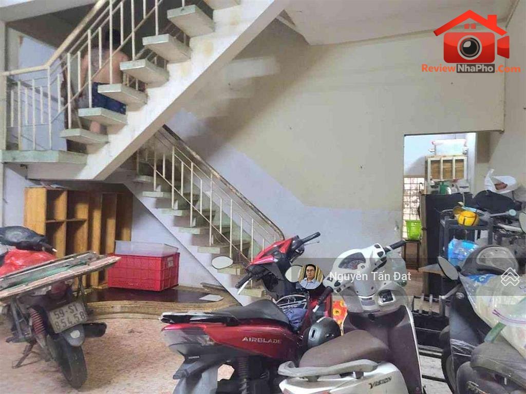 Bán gấp nhà ngang 5m/64m2  nguyễn văn đậu, hẻm oto thông  chính chủ lâu đời  nhỉnh 9 tỷ
-
Giá: 9.3 tỷ
64 m2
3
3