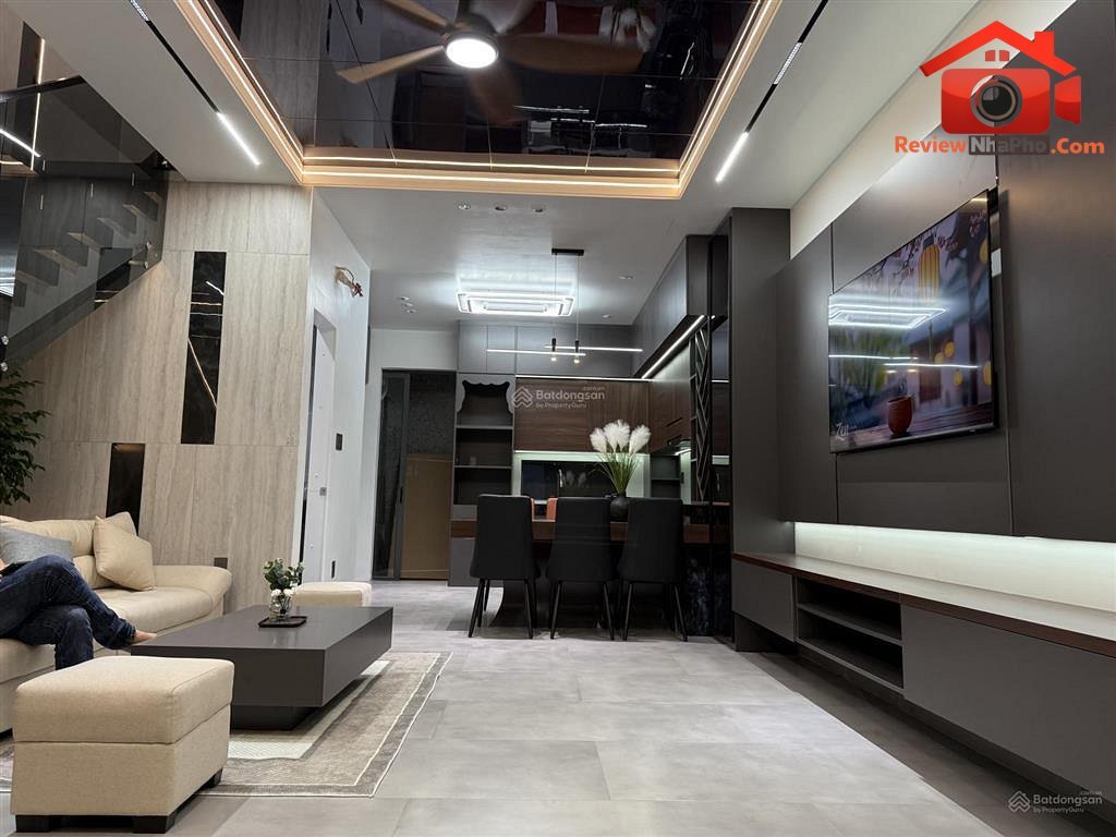 Bán nhà đất Đường 3/2 – Phường cũ Không xác định Quận 10 – Thành phố Hồ Chí Minh REVIEW NHÀ PHỐ 62 m2 giá 14.3 tỷ