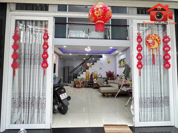 Nhà Tân Phú giáp Quận 11, Hẻm xe hơi vào nhà, Ngang hiếm 5.5M, 3 tầng, 4PN, 3WC, Chỉ nhỉnh 7 tỷ – Bán nhà đất Đường Tân Phú – Phường cũ Tân Phú Quận Tân Phú – Phường mới Tân Phú – Thành phố Hồ Chí Minh