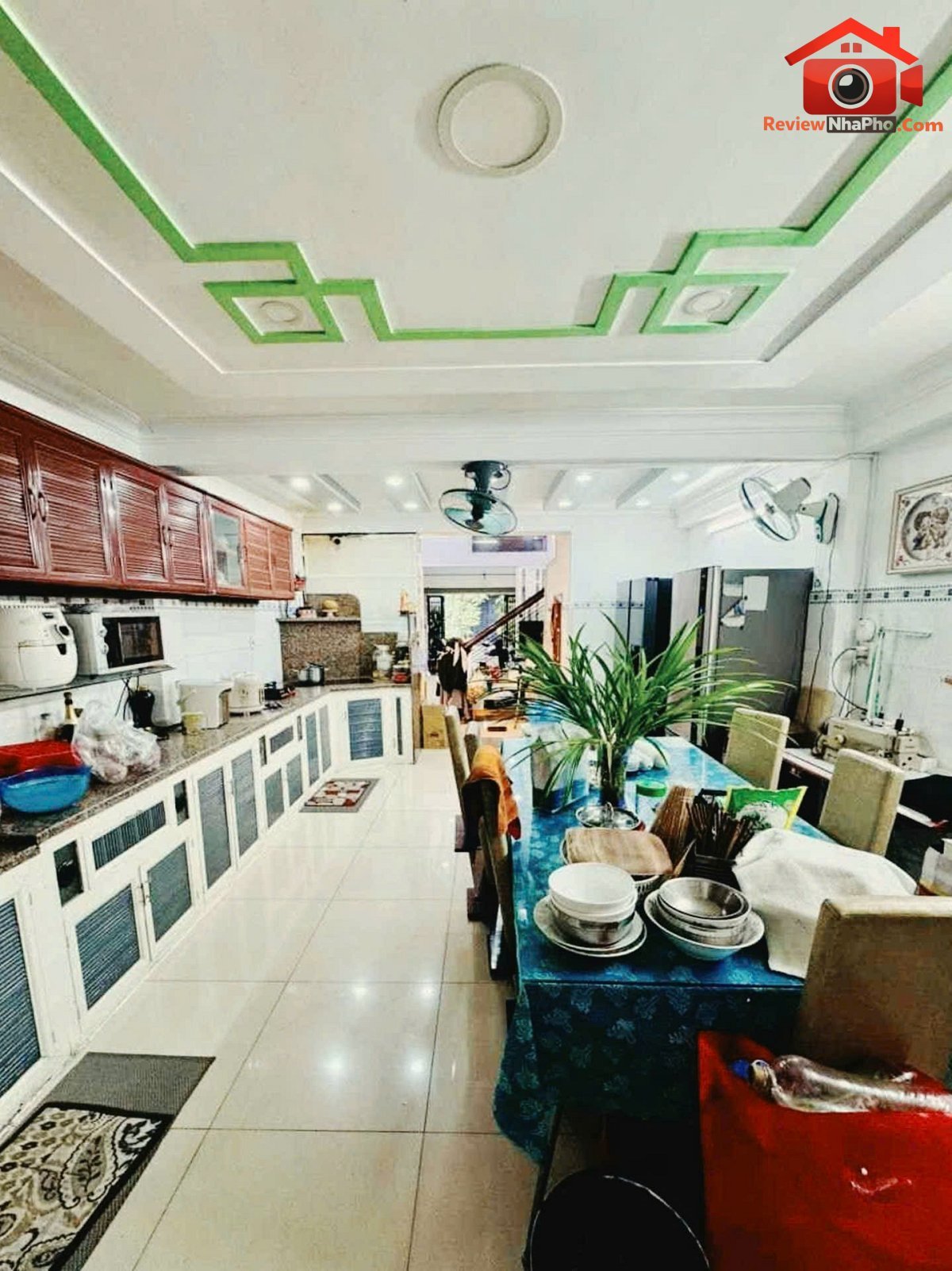 Siu mặt tiền kdoanh nhà đẹp giá rẻ – 4 tầng – 76m2 – 10.5 tỷ – Bán nhà đất Đường Nguyễn Sơn – Phường cũ Tân Quý Quận Tân Phú – Phường mới Tân Sơn Nhì – Thành phố Hồ Chí Minh