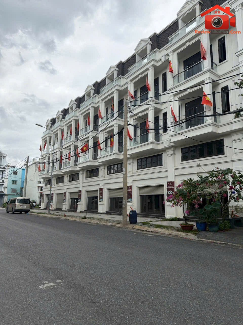 Siêu phẩm shophouse an sương mặt tiền kinh doanh cực đẹp quận 12 – Bán nhà đất Đường DD4 – Phường cũ Đông Hưng Thuận – Quận 12 – Thành phố Hồ Chí Minh 100m2 10.7 tỷ