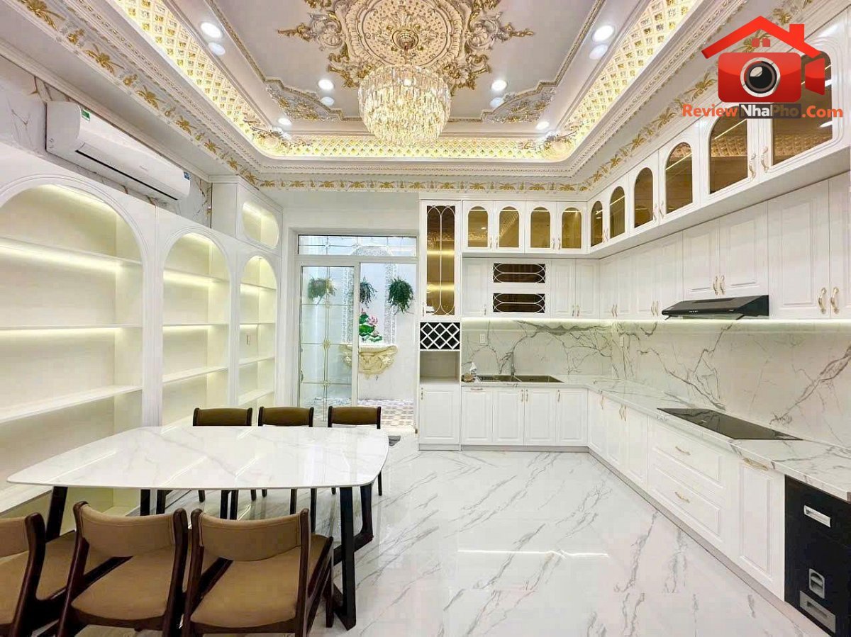 Nhà tân cổ điển, hẻm xe hơi đào tông nguyên, 90m2,… – Bán nhà trong ngõ, hẻm Huyện Nhà Bè – TP Hồ Chí Minh giá 7 – 10 tỷ