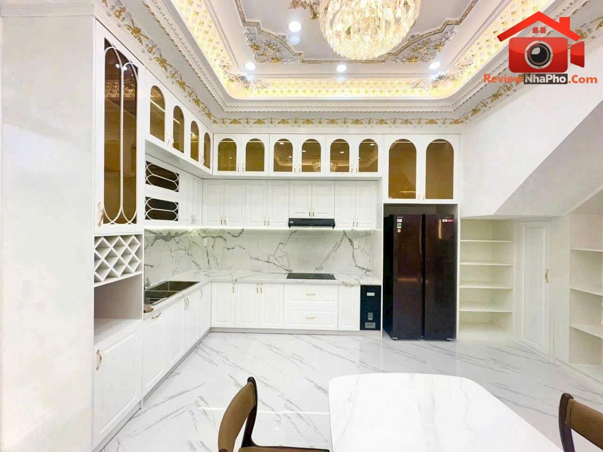 Nhà tân cổ điển, hẻm xe hơi đào tông nguyên, 90m2,… – Bán nhà trong ngõ, hẻm Huyện Nhà Bè – TP Hồ Chí Minh giá 7 – 10 tỷ