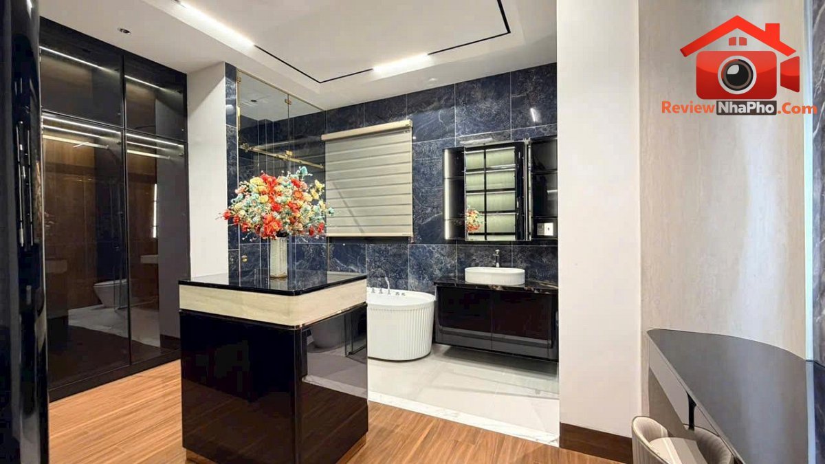 Nhà đẹp kiêu sa, có thang máy, nội thất tiền tỷ &#… – Bán nhà trong ngõ, hẻm Huyện Nhà Bè – TP Hồ Chí Minh giá 10 – 15 tỷ