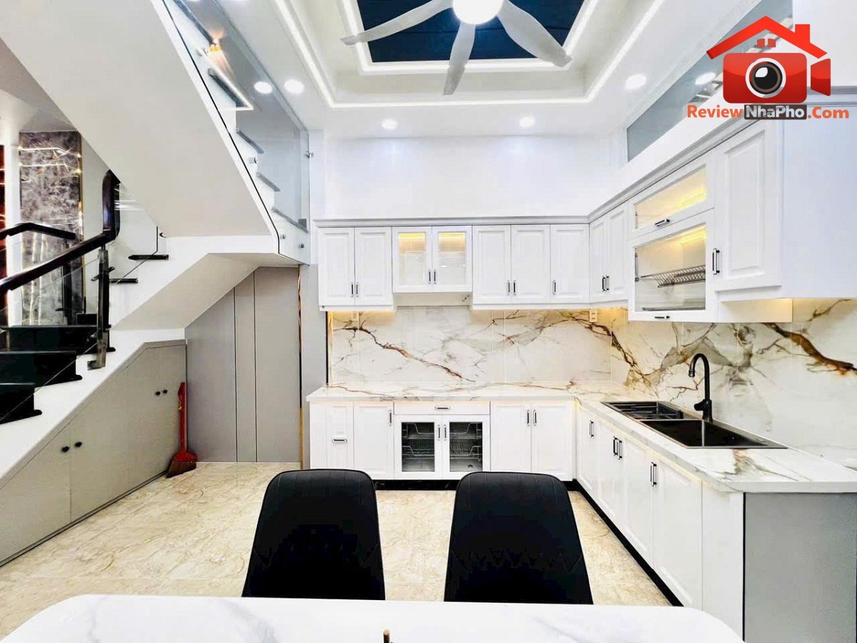 Nhà hẻm xe hơi hoàng quốc việt, 4 tầng, nơi cán bộ ở, giá 10.5 tỷ – Bán nhà đất Đường Hoàng Quốc Việt – Phường cũ Phú Thuận Quận 7 – Phường mới Phú Thuận – Thành phố Hồ Chí Minh 50m2