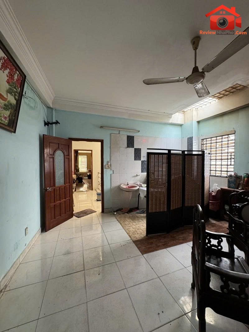 Bán nhà đất Đường Lạc Long Quân – Phường cũ 5 Quận 11 – Phường mới 5 – Thành phố Hồ Chí Minh 108m2 15.5 tỷ