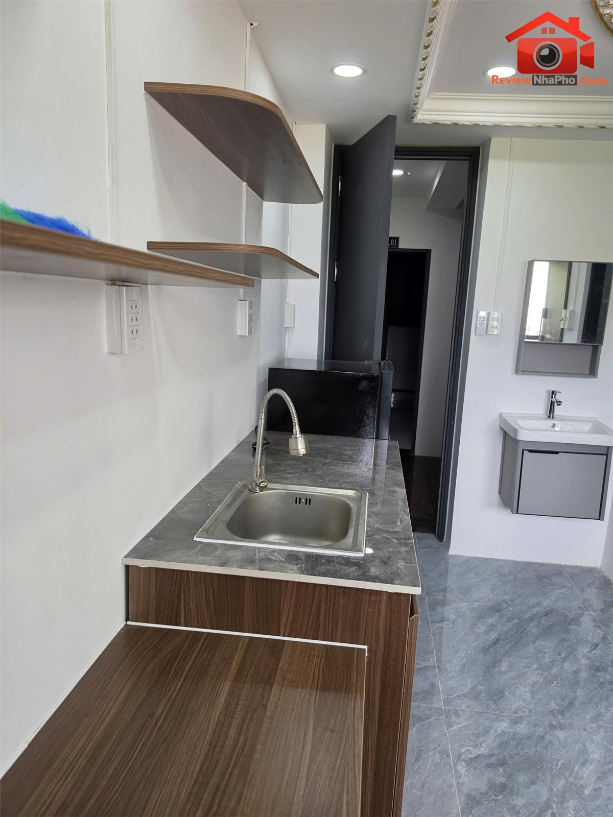 Cần bán tòa chdv 4 tầng sân thượng bao gồm 8pn 8wc… – Bán nhà mặt phố Huyện Đức Thọ – Hà Tĩnh giá 7 – 10 tỷ