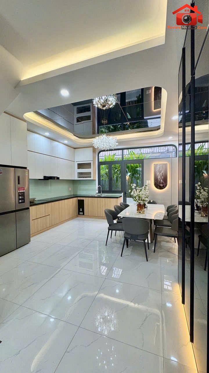 Giảm ngay 1 tỷ, nhà cạnh phú mỹ hưng, có tháng máy, full nội thất, chỉ 16.5 tỷ – Bán nhà đất Đường Hoàng Quốc Việt – Phường cũ Phú Thuận Quận 7 – Phường mới Phú Thuận – Thành phố Hồ Chí Minh