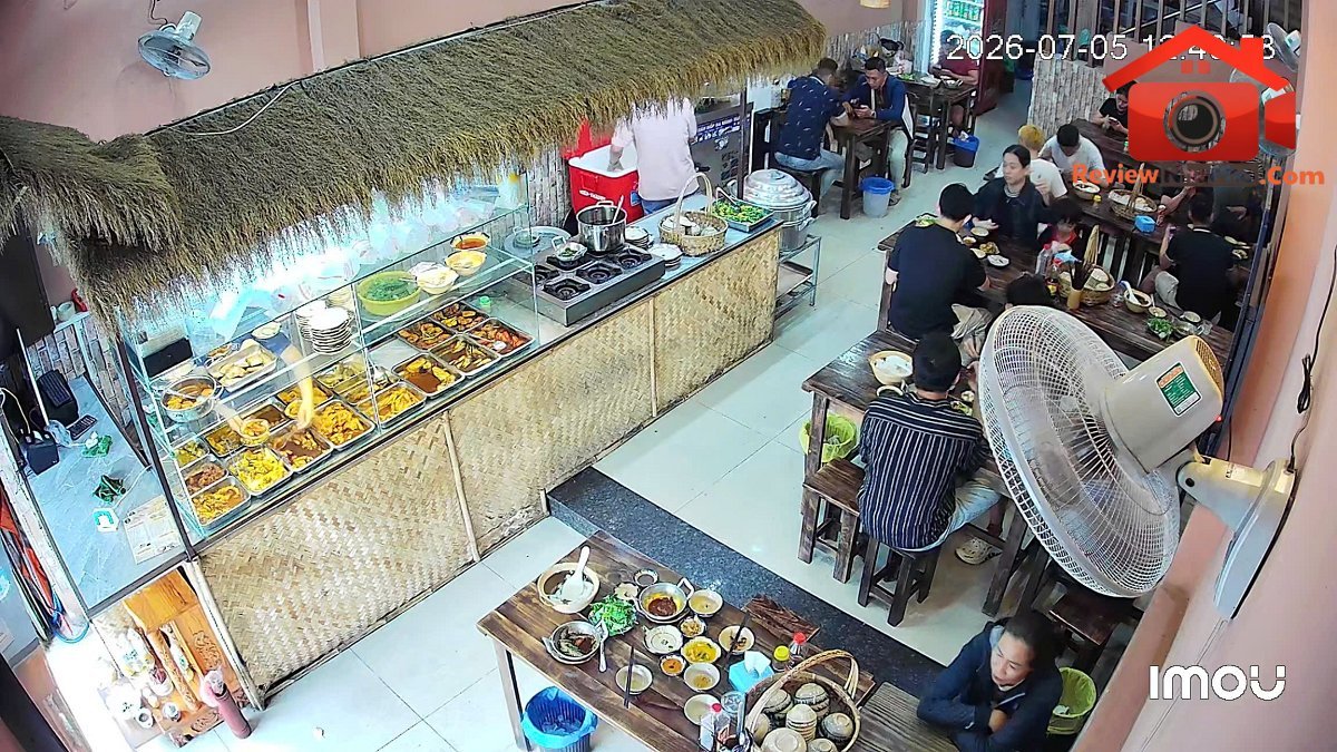 Sang nhượng quán cơm văn phòng và gia đình Đường CN1 – Phường cũ Tây Thạnh Quận Tân Phú – Thành phố Hồ Chí Minh diện tích 100m2 giá 200 triệu