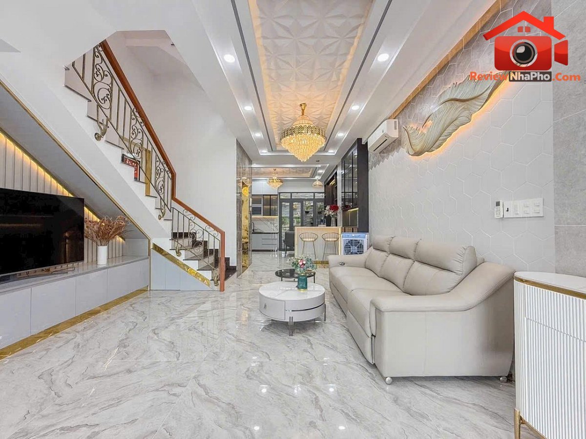 Nhà đẹp tân cổ điển, có thang máy, 4 tầng lung lin… – Bán nhà trong ngõ, hẻm Huyện Nhà Bè – TP Hồ Chí Minh giá 7 – 10 tỷ