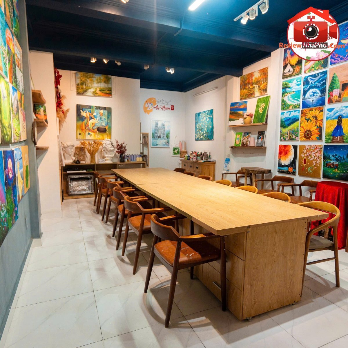Giá tốt – chính chủ sang nhượng tiệm trà an nhiên Đường Trần Thiện Chánh – Phường cũ 12 Quận 10 – Phường mới 12 – Thành phố Hồ Chí Minh diện tích 92m2 giá 300 triệu