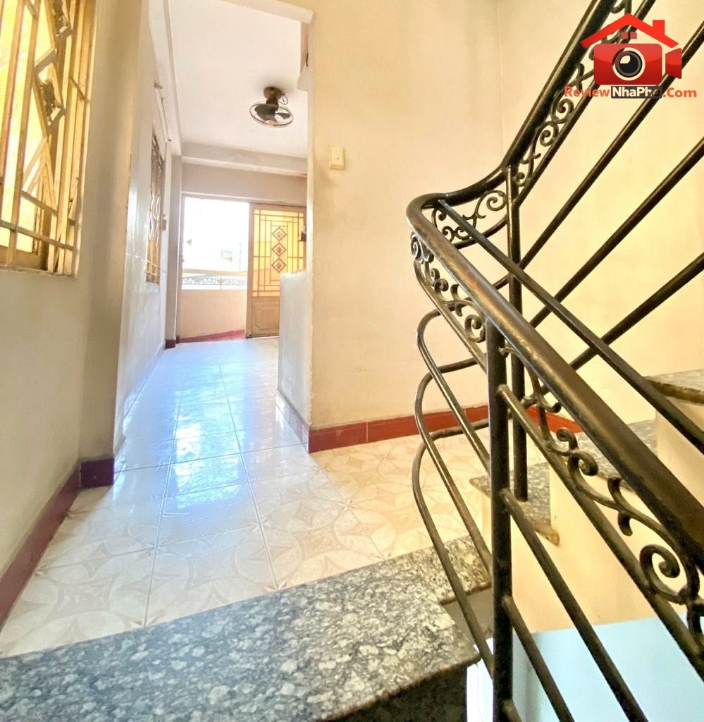 T2471 nhà lô góc mặt tiền hẻm kinh doanh đỉnh sát đh tôn đức thắng diện tích 40m2 giá 10800000000