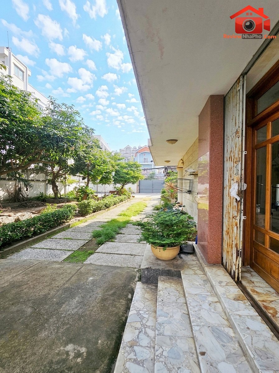 D2577 biệt thự lô góc 586m2 sân vườn đẳng cấp, sát… – Bán biệt thự Quận Thủ Đức – TP Hồ Chí Minh giá Trên 80 tỷ