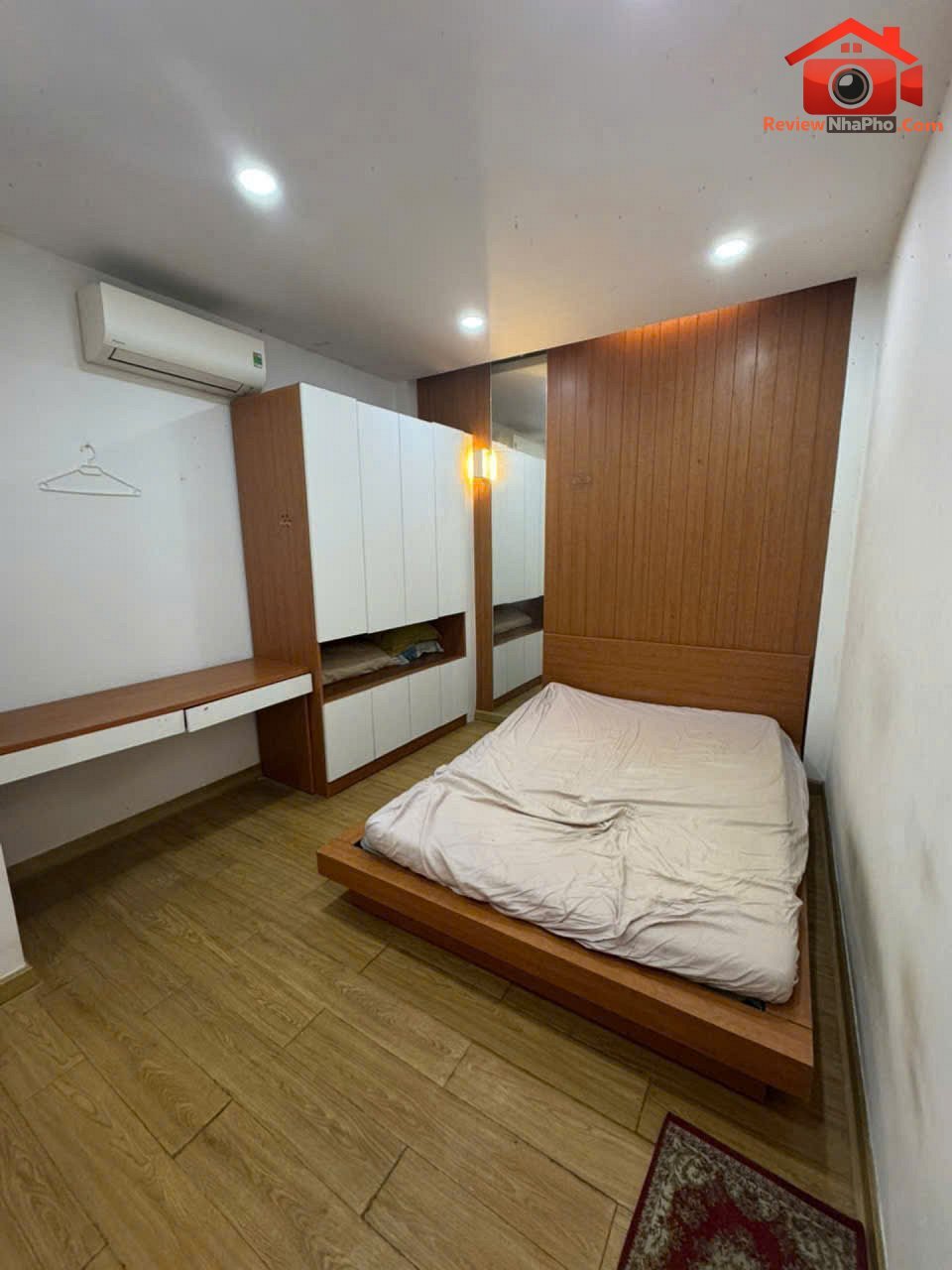 Mẫu nhà đẹp 8x12m phong cách hiện đại xen lẫn nét truyền thống cấp 4 giá 7.8 tỷ – Bán nhà đất Đường Phạm Hữu Lầu – Phường cũ Phú Mỹ Quận 7 – Phường mới Phú Mỹ – Thành phố Hồ Chí Minh