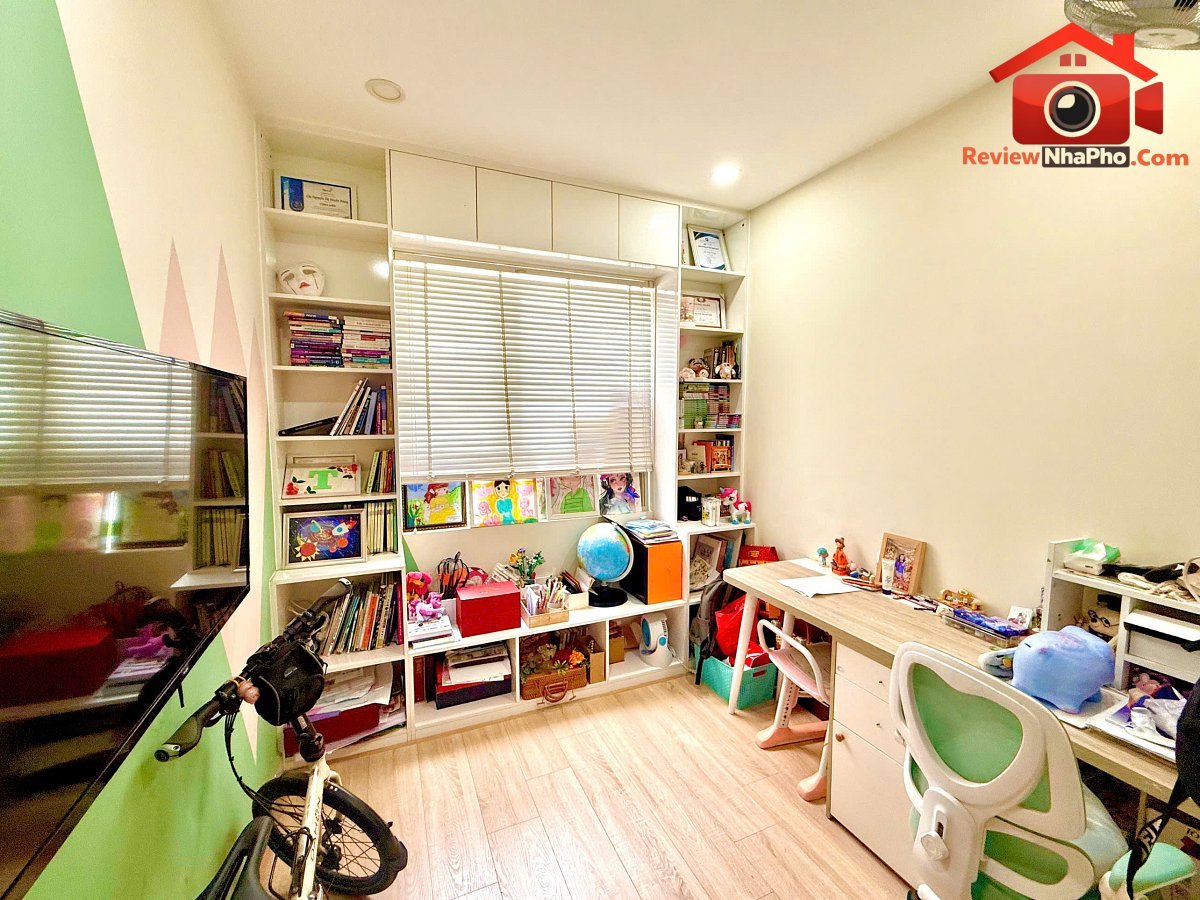 Bán căn hộ CC 3PN 2WC – Tầng cao tại D2B Topazelite Quận 8 – Thành phố Hồ Chí Minh – Diện tích 86m2 – Giá 5.1 tỷ