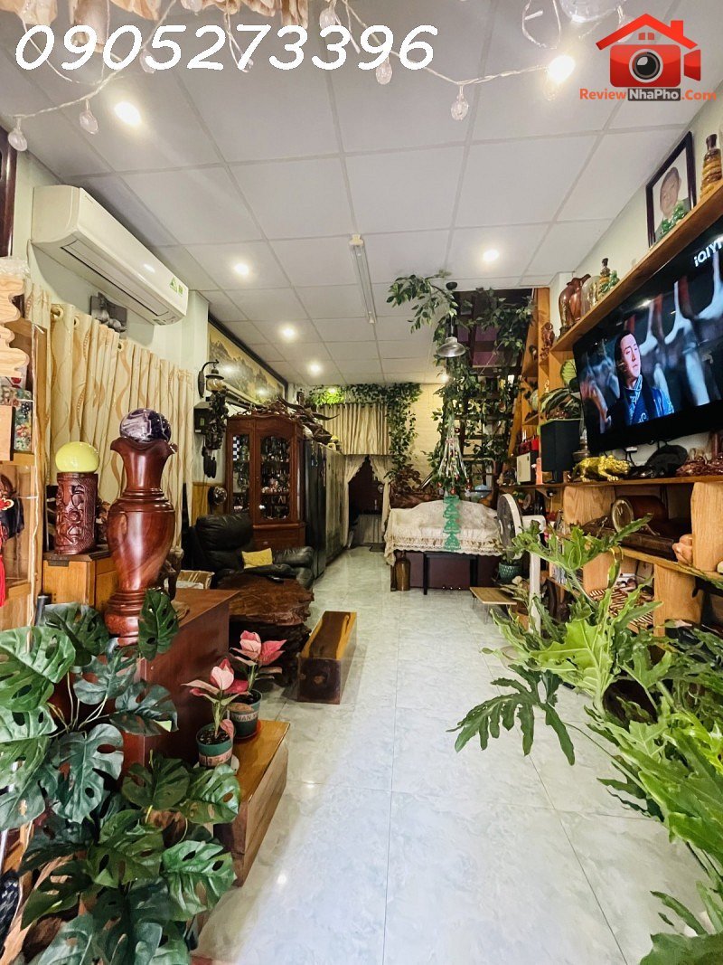 Nội thất toàn gỗ quý hiếm xịn xò- giáp quận 10 – tân bình – chỉ việc dọn vali vào ở – cách hẻm xe – 36m2 – 4.8 tỷ