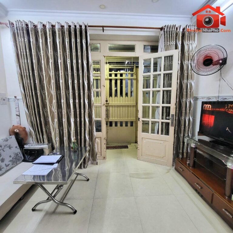 Nhà Bán Quận 7, Đường Trần Xuân Soạn – Phường cũ Tân Hưng Quận 7 – Phường mới Tân Hưng – Thành phố Hồ Chí Minh Diện tích 33m2 – Giá 5.2 tỷ