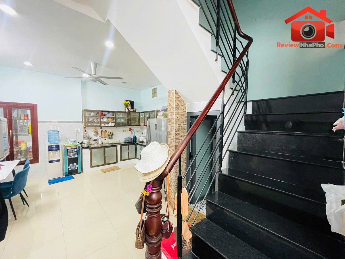 Mặt tiền hẻm xe tải thông Thoại Ngọc Hầu 89m2 11.3… – Bán nhà mặt phố Quận Tân Phú – TP Hồ Chí Minh giá 10 – 15 tỷ
