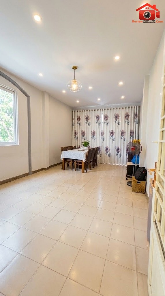 Bán nhà đất Đường Võ Văn Tần – Phường cũ 5 Quận 3 – Phường mới Bàn Cờ – Thành phố Hồ Chí Minh diện tích 193m2 giá 17.9 tỷ