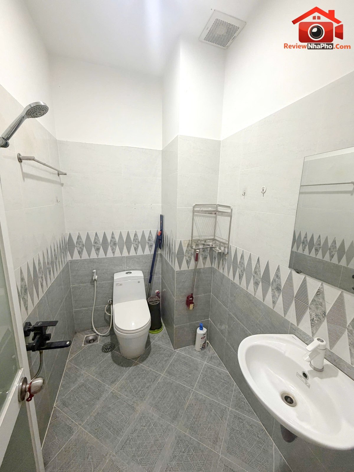Nhà hẻm 115 hưng phú p8q8 5p qua q1,q5, Bán nhà đấ… – Bán nhà mặt phố Quận 1 – TP Hồ Chí Minh giá 7 – 10 tỷ