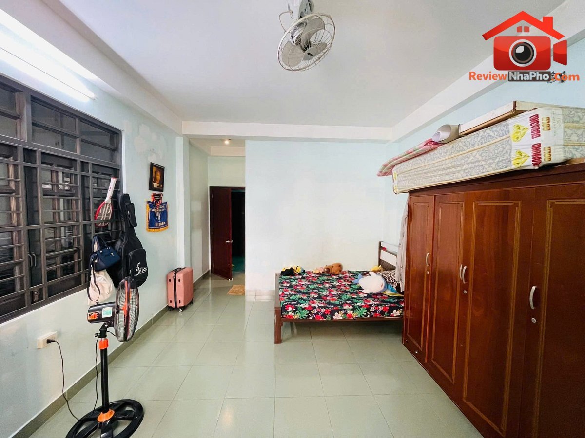 Mặt tiền hẻm xe tải thông Thoại Ngọc Hầu 89m2 11.3… – Bán nhà mặt phố Quận Tân Phú – TP Hồ Chí Minh giá 10 – 15 tỷ