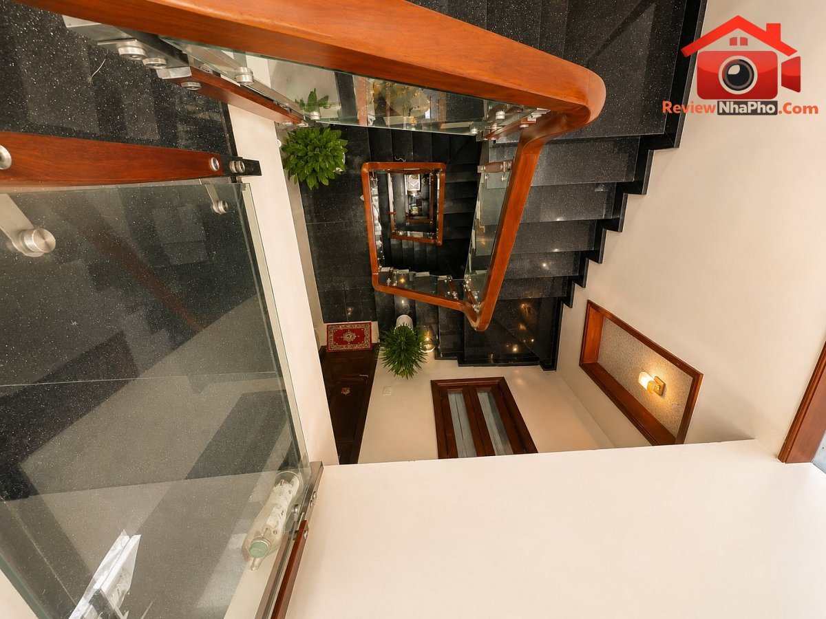 Siêu.phẩm tân quý 5.3×11 – 5 tầng gỗ xịn – 2 phútaeon mall – hẻm xe hơi thông Bán nhà đất Đường Lý Tuệ – Phường cũ Tân Sơn Nhì Quận Tân Phú – Phường mới Tân Sơn Nhì – Thành phố Hồ Chí Minh 57m2 8.2 tỷ