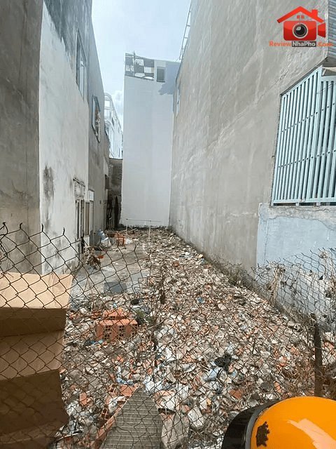 Gò Vấp- Giá Quận 12- Đất trống sẵn- nở hậu tài lộc- 67m2- 4.4 tỷ