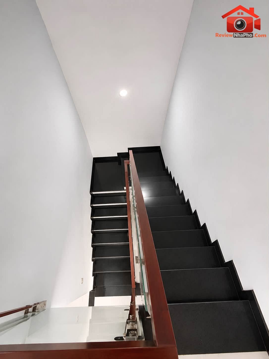 Bán nhà đất Đường M1 – Phường cũ Bình Hưng Hòa Quận Bình Tân – Phường mới Bình Hưng Hòa – Thành phố Hồ Chí Minh 115m2 9.7 tỷ