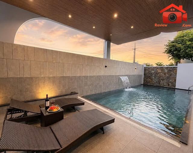 Villa hồ bơi nguyễn đình hoàn, sơn trà, đà nẵng Bán nhà đất Đường Nguyễn Đình Hoàn – Phường cũ Nại Hiên Đông – Quận Sơn Trà – Thành phố Đà Nẵng 192m2 26 tỷ