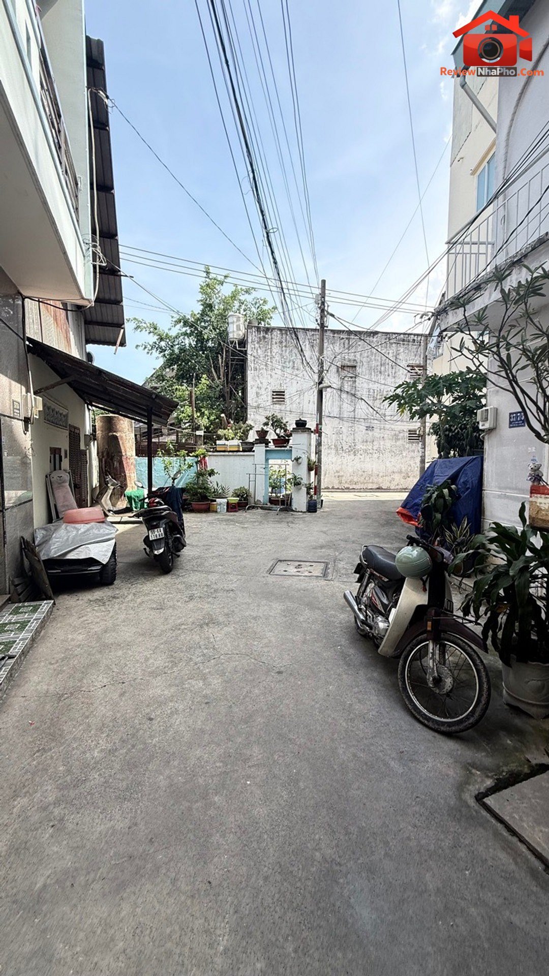 Nhà đẹp lũy bán bích tân phú ô tô đỗ sát nhà 50m2 5.2 tỷ