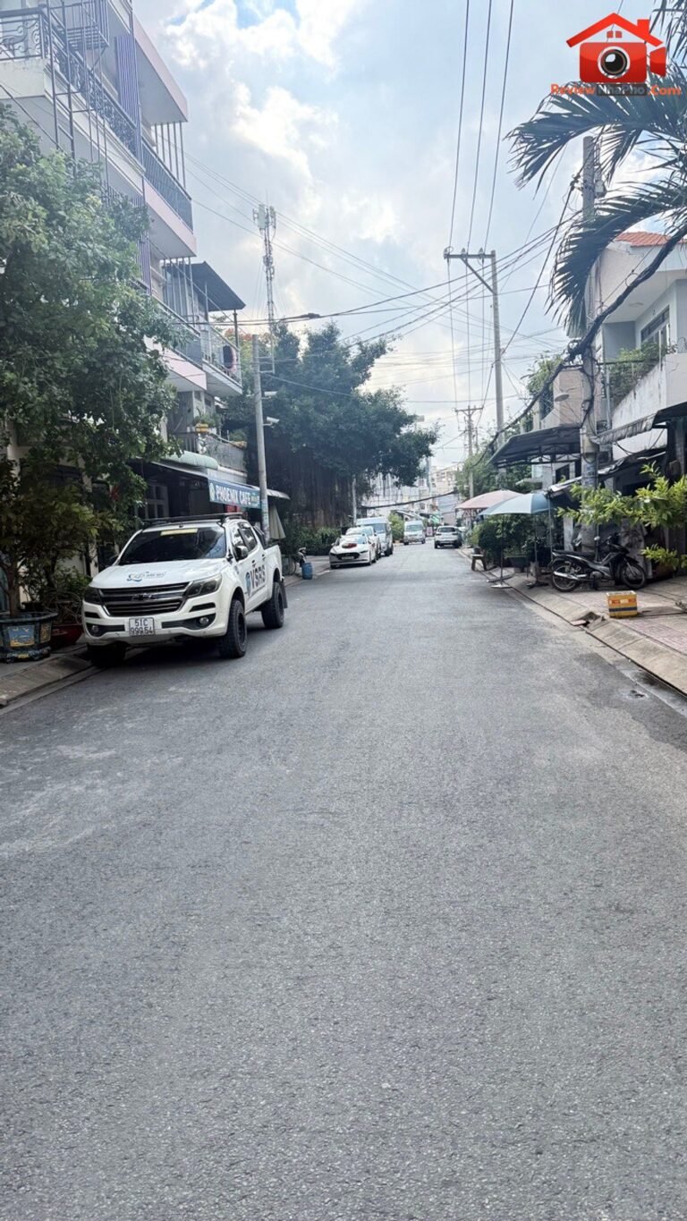 Nhà đẹp khu dân trí cao hẻm xe hơi đường Nguyễn Hữu Tiến – Phường cũ Tây Thạnh Quận Tân Phú – Phường mới Tây Thạnh – Thành phố Hồ Chí Minh 65m2 7.949 tỷ