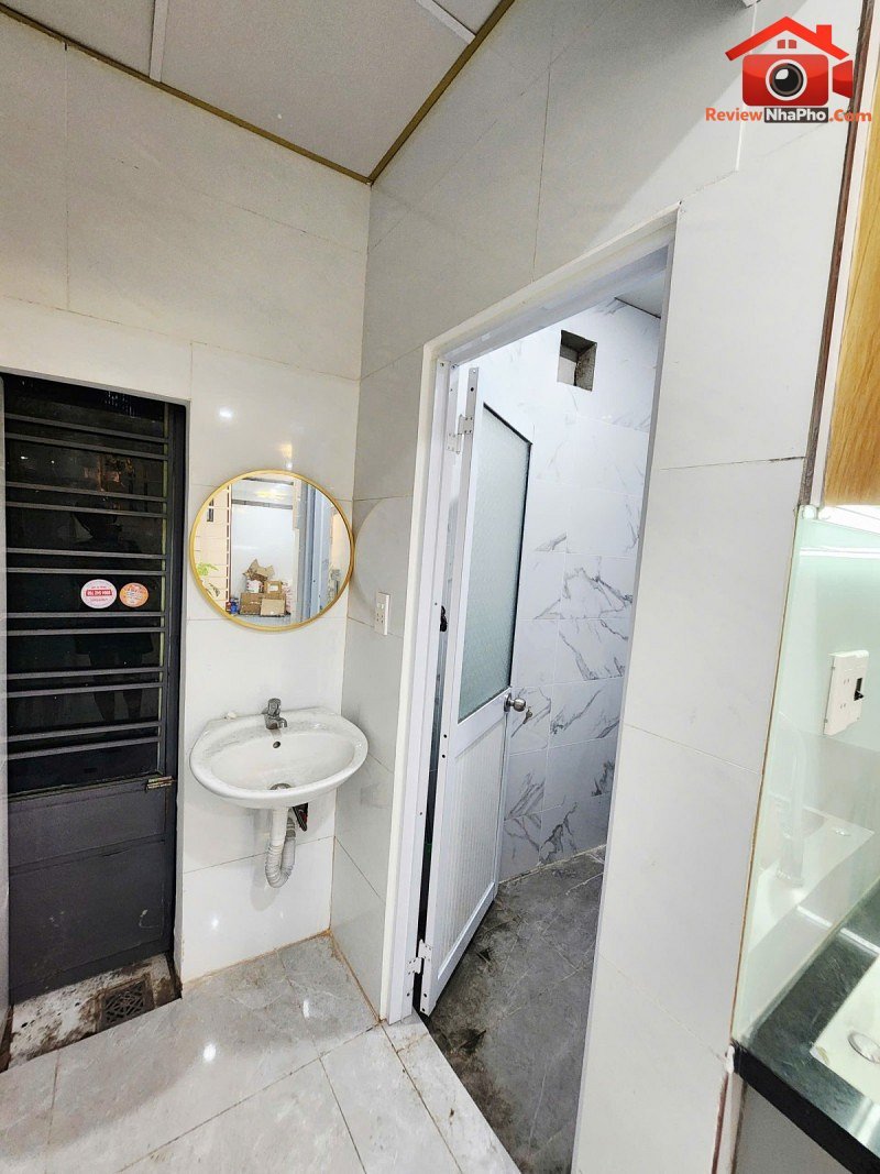 Nhà gần mt điện biên phủ 31m2, 2 tầng, 2pn 2wc full nội thất 2.68 tỷ – Bán nhà đất Đường Điện Biên Phủ – Phường cũ Chính Gián – Quận Hải Châu – Thành phố Đà Nẵng