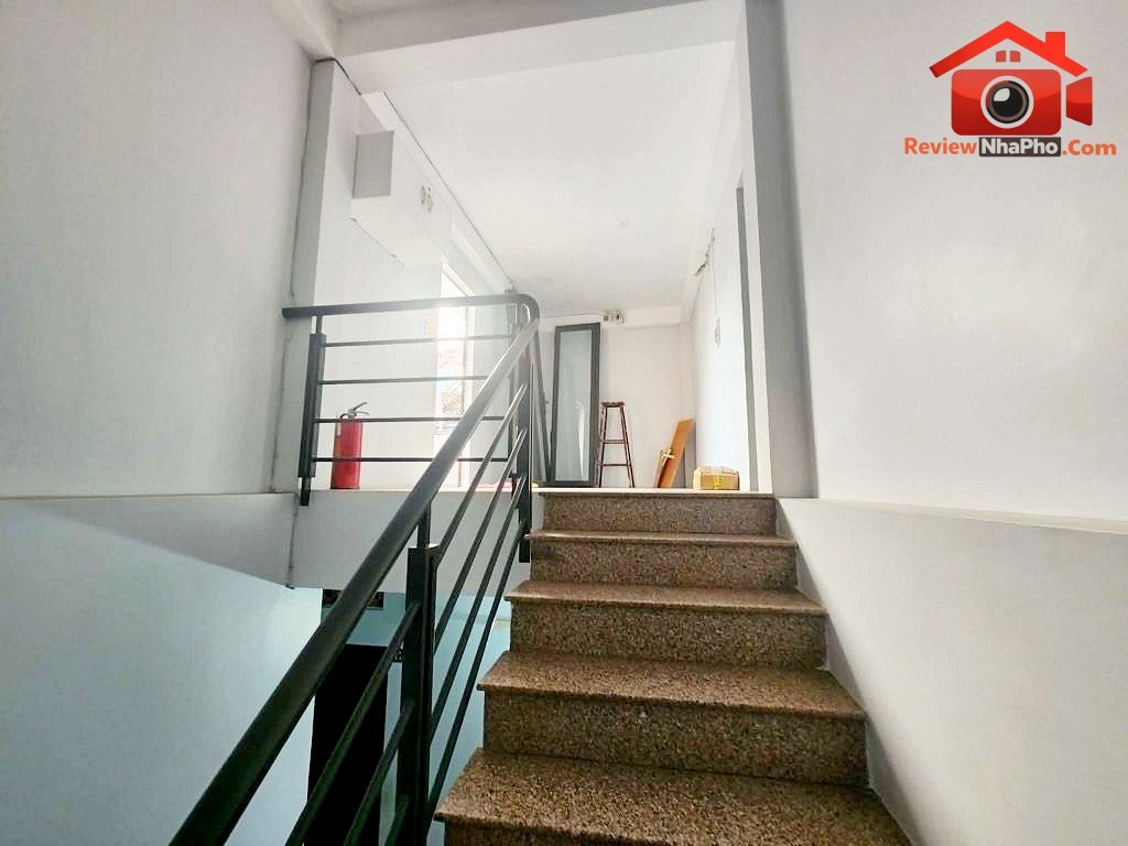 Căn hộ dịch vụ 70tr/tháng Đường Tạ Quang Bửu – Phường cũ 4 Quận 8 – Phường mới 4 – Thành phố Hồ Chí Minh – Diện tích 132m2 – Giá 14.9 tỷ