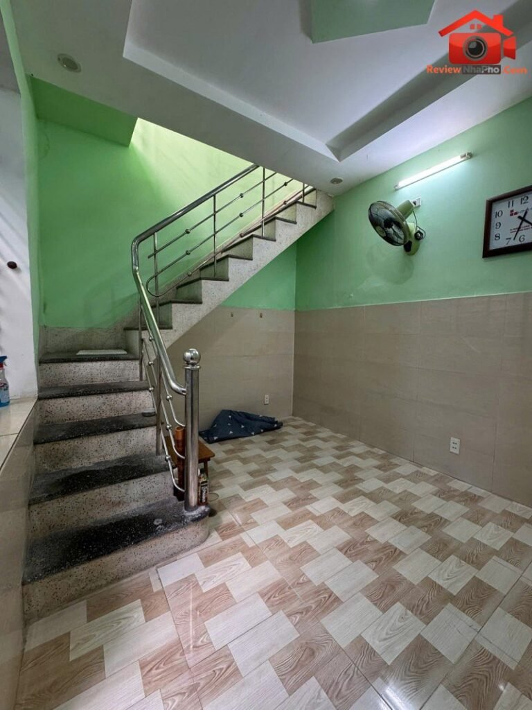 2.35 tỷ nhà gần mặt tiền hàm nghi, 2 tầng cứng ngắc, sạch sẽ ở ngay – Bán nhà đất Đường Hàm Nghi – Phường cũ Thạc Gián – Quận Hải Châu – Thành phố Đà Nẵng