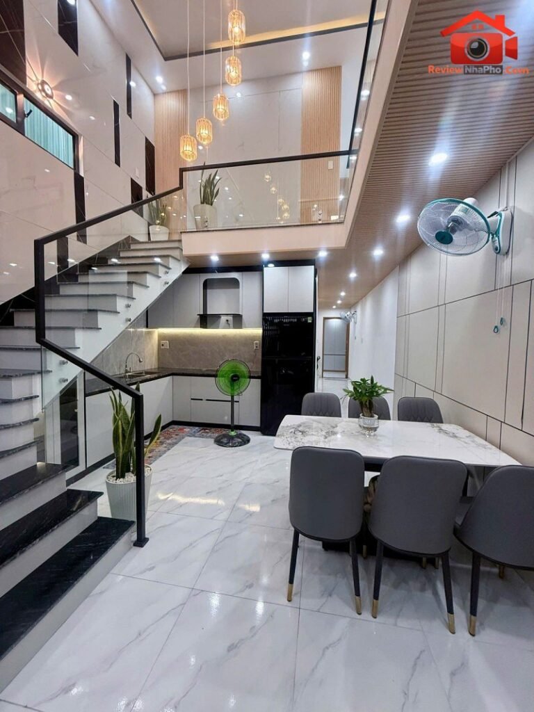 Nhà kiệt thẳng thông thấy mt trần cao vân – Đường Trần Cao Vân – Phường Tam Thuận – Thành phố Đà Nẵng – Diện tích 92m2 – Giá 5.6 tỷ