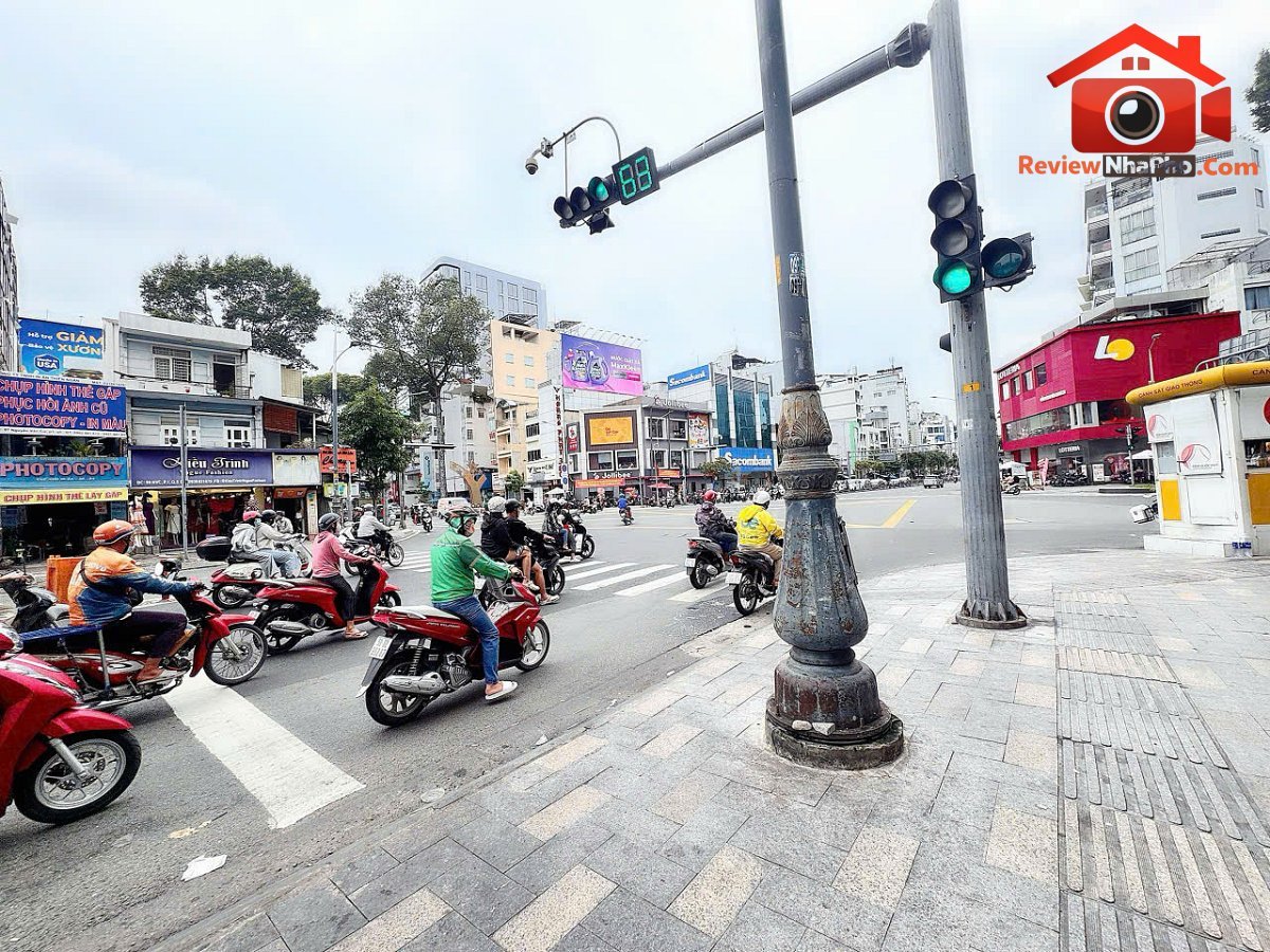 Chính chủ 1 đời xưa – bán nhà mặt tiền kd 145m2 giá 38 tỷ – Đường nguyễn văn cừ – Quận 1