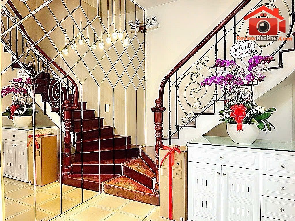 Hiếm – bán biệt thự kiến trúc pháp Đường Đặng Dung – Phường cũ Tân Định Quận 1 – Phường mới Tân Định – Thành phố Hồ Chí Minh – Diện tích 58m2 – Giá 18.6 tỷ