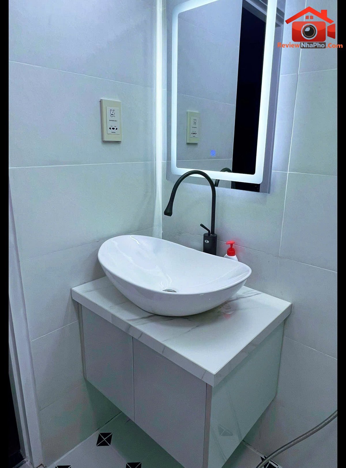 Cần bán căn hộ Sailing Tower Q.1 – 91m2 15.5 tỷ – Bán nhà đất Đường Nguyễn Thị Minh Khai – Phường cũ Bến Nghé Quận 1 – Phường mới Bến Nghé – Thành phố Hồ Chí Minh