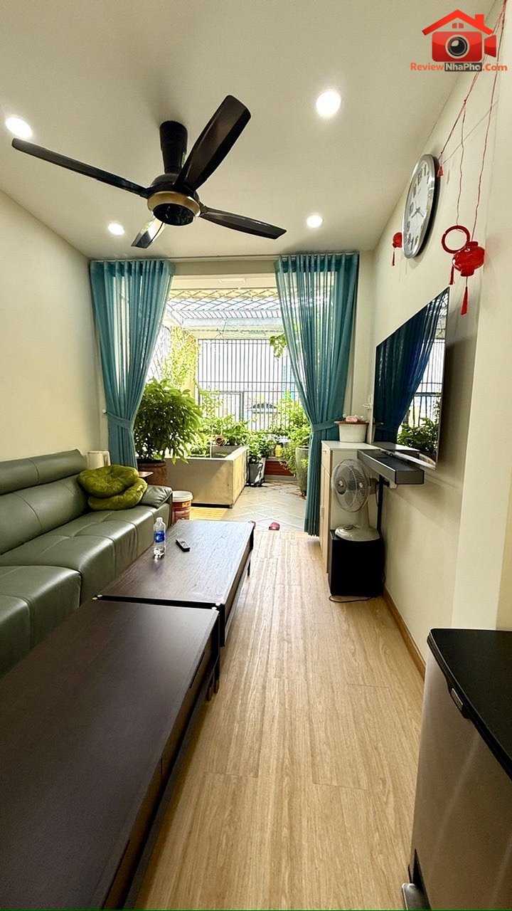 Bán nhà đẹp Đường Đoàn Văn Bơ – Phường cũ 10 Quận 4 – Phường mới 10 – Thành phố Hồ Chí Minh diện tích 66m2 giá 12 tỷ