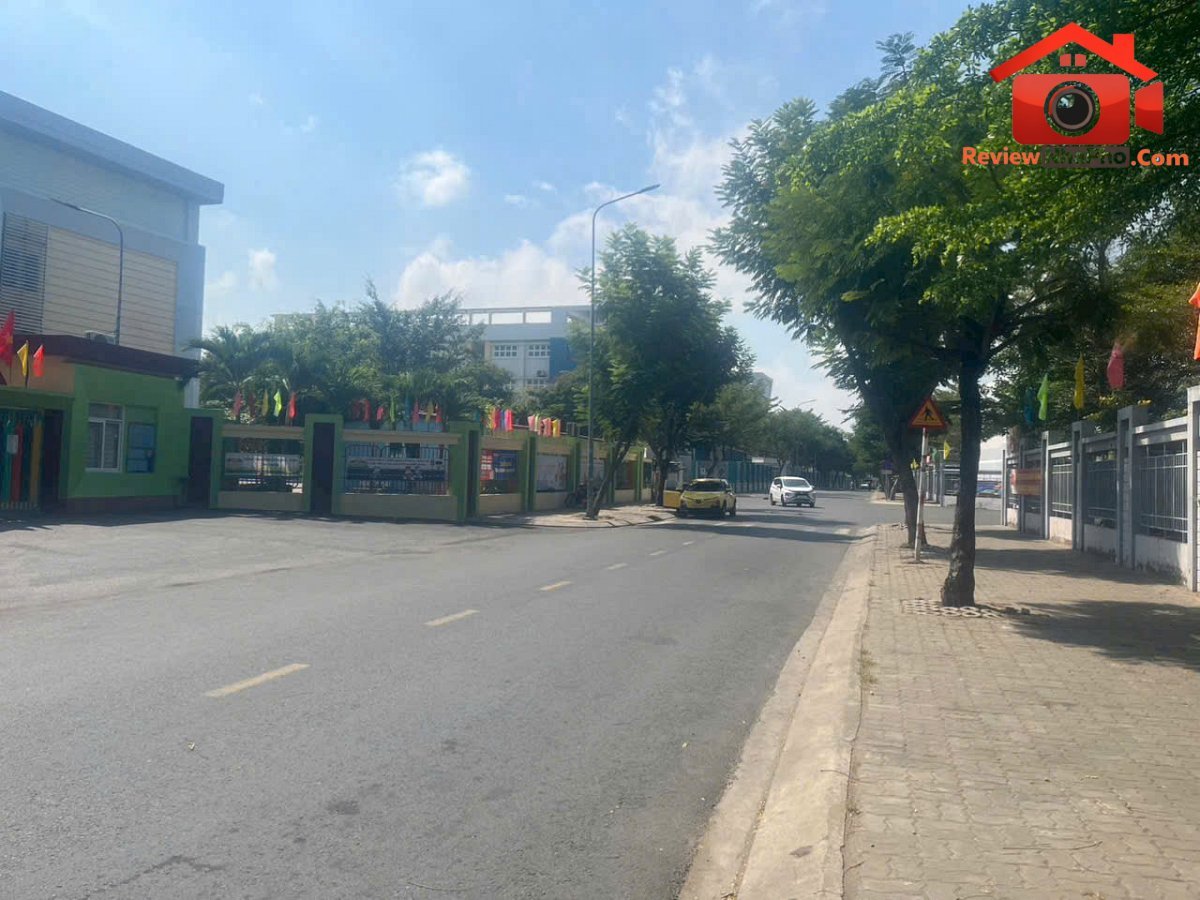 Bán đất Đường Phạm Thị Ba – Phường cũ Phú Thuận Quận 7 – Phường mới Phú Thuận – Thành phố Hồ Chí Minh diện tích 52m2 giá 8.8 tỷ