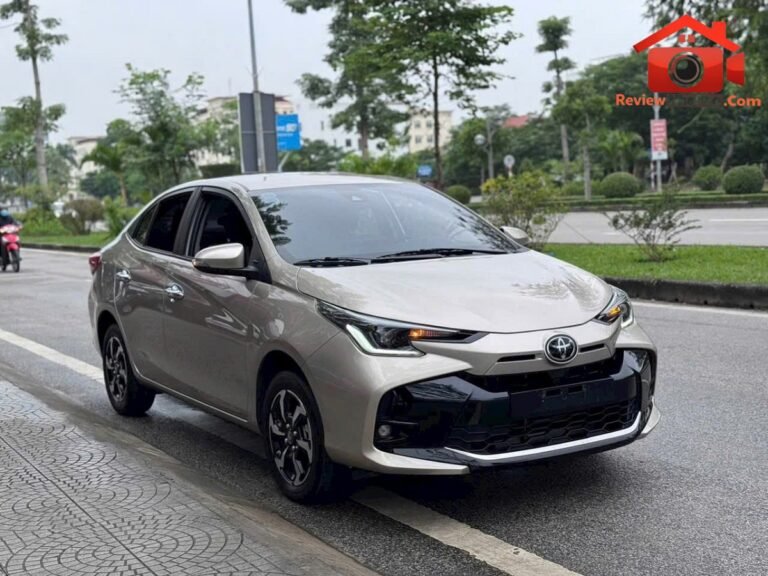 Xe lướt giá mềm – Bán nhà đất Đường 15B – Phường cũ Bến Nghé Quận 1 – Phường mới Bến Nghé – Thành phố Hồ Chí Minh